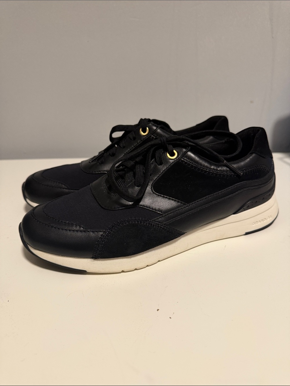 COLE HAAN GRANDPRO DOWNTOWN RUNNER ATHLETIC SNEAKERS BLACK LEATHER
